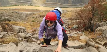 Gülizar Harmancı: Hakkari'nin İlk Kadın Dağcı Rehberi