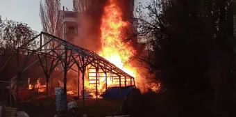 Giresun Alucra'da İş Yerinde Yangın Çıktı