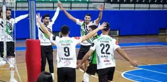 Denizlispor Cavidil Erkek Voleybol Takımı 3-0 Galip Geldi