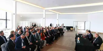 Bilecik Valisi Muhtarlarla Toplantı Düzenledi