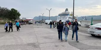 Amasra Limanı'na 1151 Rus Turist Getiren 'Astoria Grande' Kruvaziyeri