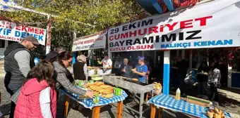 Balıkçı Kenan, Cumhuriyet Bayramı'nda Ücretsiz Balık Ekmek İkram Etti