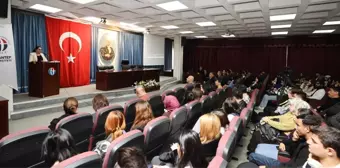 Gaziantep Üniversitesi'nde Cumhuriyet Paneli Düzenlendi