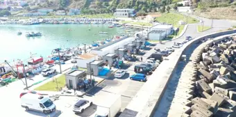 Arnavutköy'de Karaburun Balık Hali Hizmete Açıldı