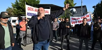 Antalya'da Ulaşım Esnafı 'C' Plaka Zorunluluğunu Protesto Etti