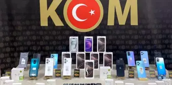 Sivas'ta Telefon Kaçakçılarına Operasyon: 1 Milyon TL Değerinde Malzeme Ele Geçirildi