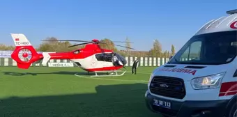 1 Yaşındaki Bebek Nefessiz Kalınca Ambulans Helikopterle Trabzon'a Sevk Edildi