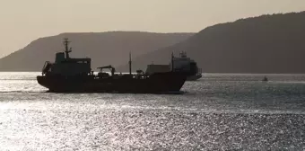 Çanakkale Boğazı'ndaki Fırtına Sonrası Deniz Trafiği Yeniden Açıldı