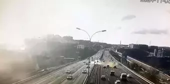 İstanbul'da Zincirleme Trafik Kazası: 2 Ölü, 4 Yaralı