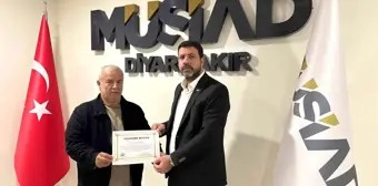 MÜSİAD Başkanı Mehmet Bozkuş'a Hayvan Hakları İçin Teşekkür Plaketi