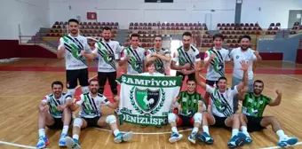 Denizlispor Cavidil Voleybol Takımı, 07 Gazispor'u 3-0 Yenerek Liderliğe Yükseldi