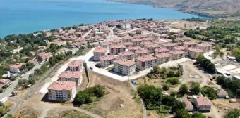 Elazığ'da Depremzedelere 302 Konut İçin Kura Çekimi Yapıldı