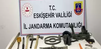 Eskişehir'de Kaçak Kazı Yapan 4 Şüpheli Suçüstü Yakalandı