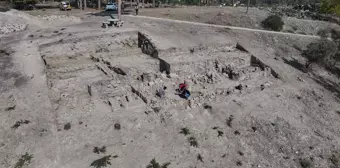 Adana Tatarlı Höyük'te 4 Bin Yıllık Kutsal Yapı Bulundu