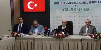 HAK-İŞ Genel Başkanı Arslan: '4 tane çalışanın bir emekliyi finanse etmesi ideal bir sistem'