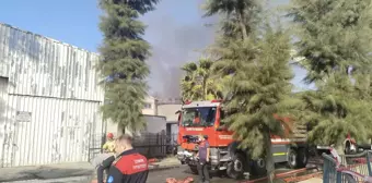 İzmir'de Kimya Fabrikasında Yangın