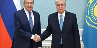 Kazakistan Cumhurbaşkanı Tokayev, Rusya Dışişleri Bakanı Lavrov'u Kabul Etti