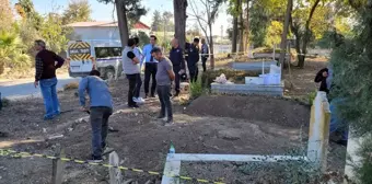 Tarsus'ta Cenaze Defni Sırasında 1100 Sikke ve Seramik Parça Bulundu