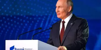 Putin seçim zaferinden dolayı Trump'ı tebrik etti