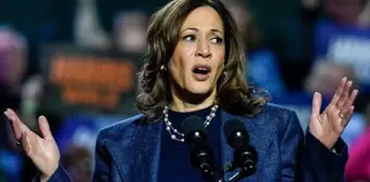 Seçimi kaybeden Kamala Harris kameralar karşısına çıktı, 'Savaşa devam' dedi