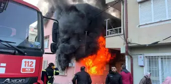 Tokat'ta Yangında Baba ve Oğlu Dumandan Etkilendi