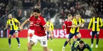 Fenerbahçe, AZ Alkmaar'a Deplasmanda 3-1 Mağlup Oldu