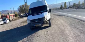 Ağrı'nın Doğubayazıt ilçesinde trafik kazası: 3 yaralı