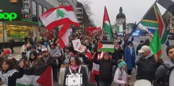 İsveç'te İsrail'in Saldırıları Protesto Edildi