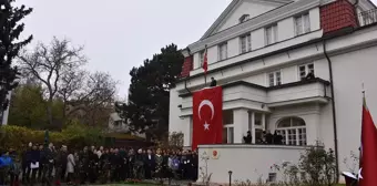 Prag'da Atatürk'ün 86. Vefat Yıldönümü Töreni Düzenlendi