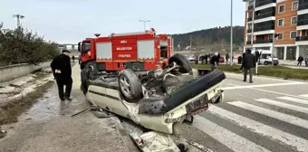 Kastamonu'da Mercedes ve Tofaş Otomobil Çarpıştı: 2 Yaralı