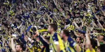 Taraftarın ismini unuttuğu futbolcu Fenerbahçe'den ayrılıyor