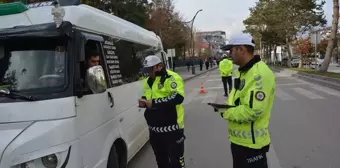 Bitlis'te Ticari Araçlara Kış Lastiği Denetimi Yapıldı