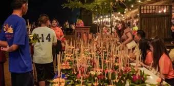 Tayland'da Loy Krathong Festivali Renkli Görüntülere Sahne Oldu