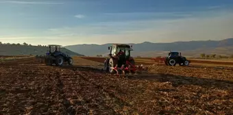 Gercüş'te Çiftçiler Kış Ekimine Başladı