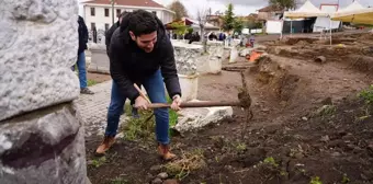 Düzce Belediyesi Çalışanları Antik Kentteki Kazı Çalışmalarına Katılıyor