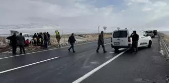 Ağrı'da 3 Farklı Trafik Kazasında 4 Kişi Yaralandı