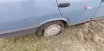 Tofaş Kartal Lastiği Patladı, Refüje Uçtu