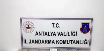 Manavgat'ta Otelde Kaçak Alkollü İçecek Operasyonu