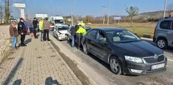 Bartın'da Zincirleme Trafik Kazası: 3 Yaralı