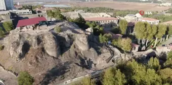 Diyarbakır'daki Amida Höyük Kazısında 'Çanakkale Savaşı' Rozeti Bulundu