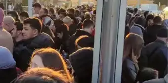 İstanbul Tramvay Hattında Trafik Yoğunluğu Sebebiyle Gecikmeler Yaşandı