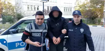 Samsun'da Pazarlama Araçından Mutfak Eşyası Çalan Hırsız Yakalandı