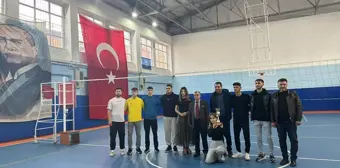 Keban'da Voleybol Turnuvası Düzenlendi