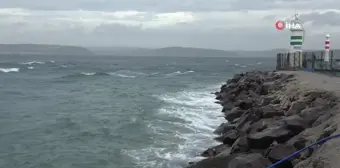 Çanakkale-Kilitbahir Feribot Seferleri Lodos Fırtınası Nedeniyle İptal Edildi