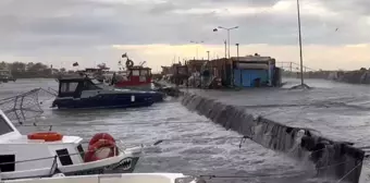 İstanbul Avcılar'da Şiddetli Lodos Teknelere Zarar Verdi