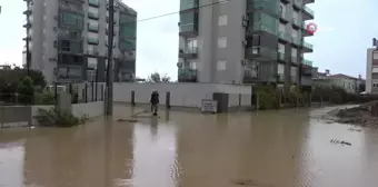 Antalya Belek'te Şiddetli Yağışlar Hayatı Felç Etti