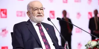 Karamollaoğlu veda konuşmasını Nesimi'nin 'Kula minnet eylemem' dizeleriyle yaptı