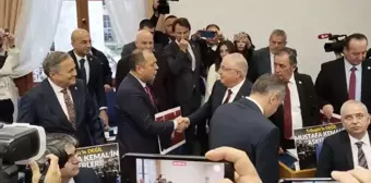 Bakan Güler'e CHP'li vekillerden 'teğmen' protestosu