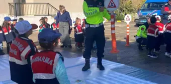 Çine'de Jandarmadan Anaokulu Öğrencilerine Trafik Eğitimi