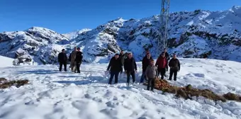 Tortum'da Yaban Hayvanları İçin Yem Bırakıldı